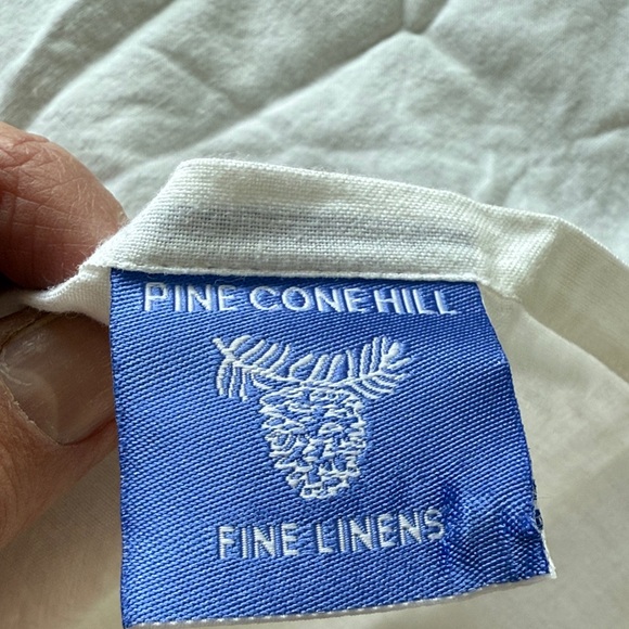 White Ruffled Bed Skirt - Picture 2 of 3